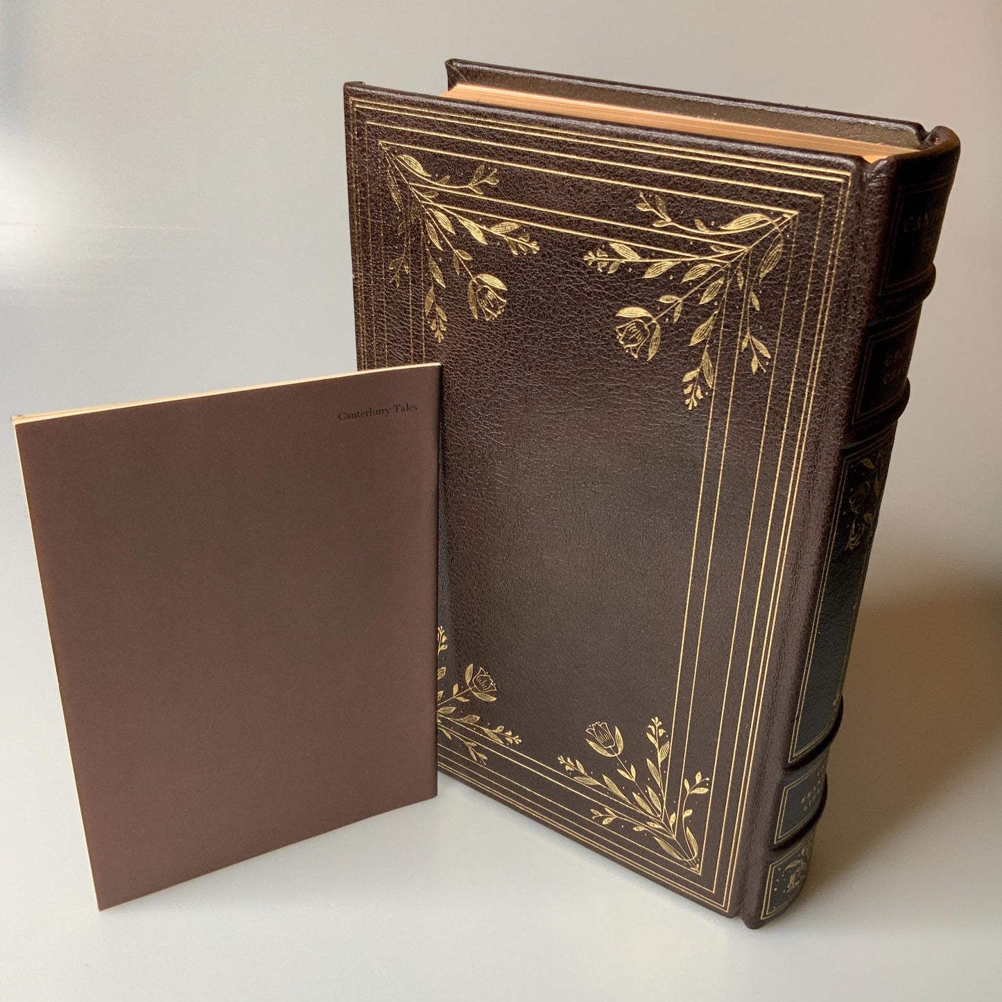 Franklin Mint Library: Canterbury tales by Geoffrey Chaucer Limited Edition Genuine Leather MINT condition, 100 Greatest Books