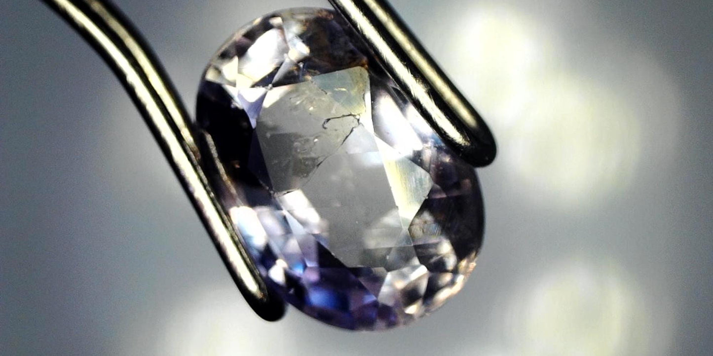 GIA-Certified 1.44ct Oval Transparent Color Change Grayish Purple to Pink Natural Sapphire: GIA Report #2201531316