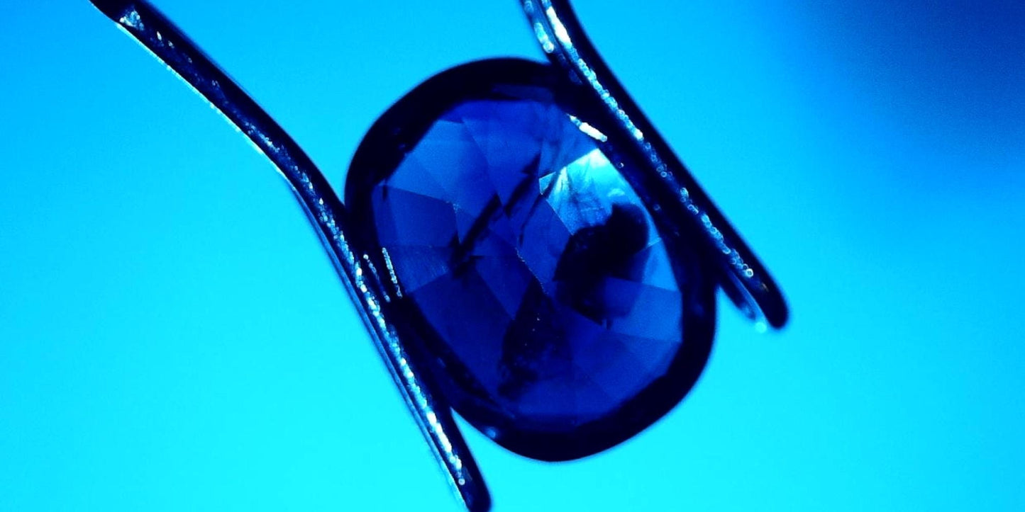 Exquisite GIA-Certified 1.69ct Cushion Heated Transparent Blue Natural Sapphire: GIA Report #6204533226