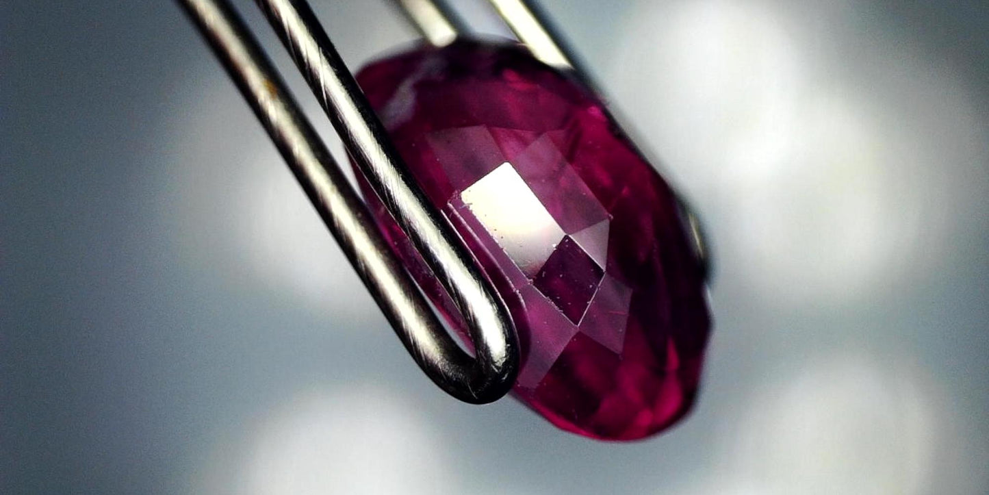 Lovely GIA-Certified 1.08ct Oval Transparent Natural Heated (Minor Residues) Purple-Red Ruby: GIA Report #5202534779