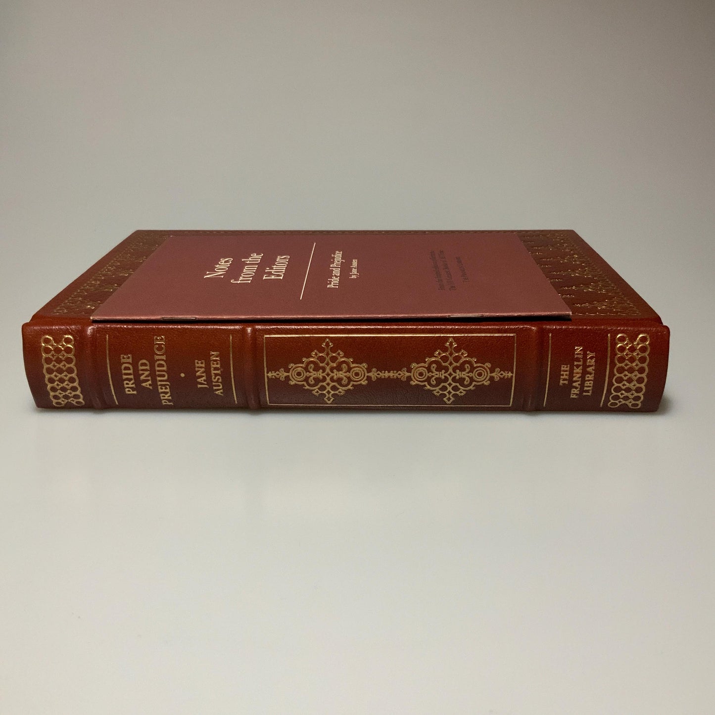 Franklin Mint Library: Pride and Prejudice by Jane Austen Limited Edition Genuine Leather MINT condition
