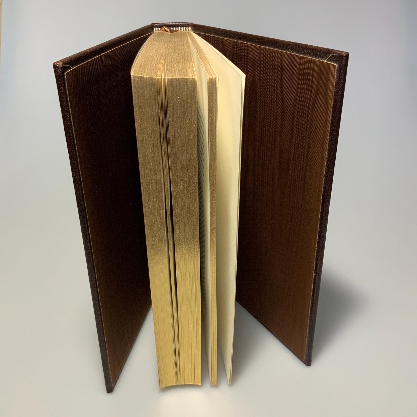 Franklin Mint Library: Essays by Ralph Waldo Emerson Limited Edition Genuine Leather MINT condition