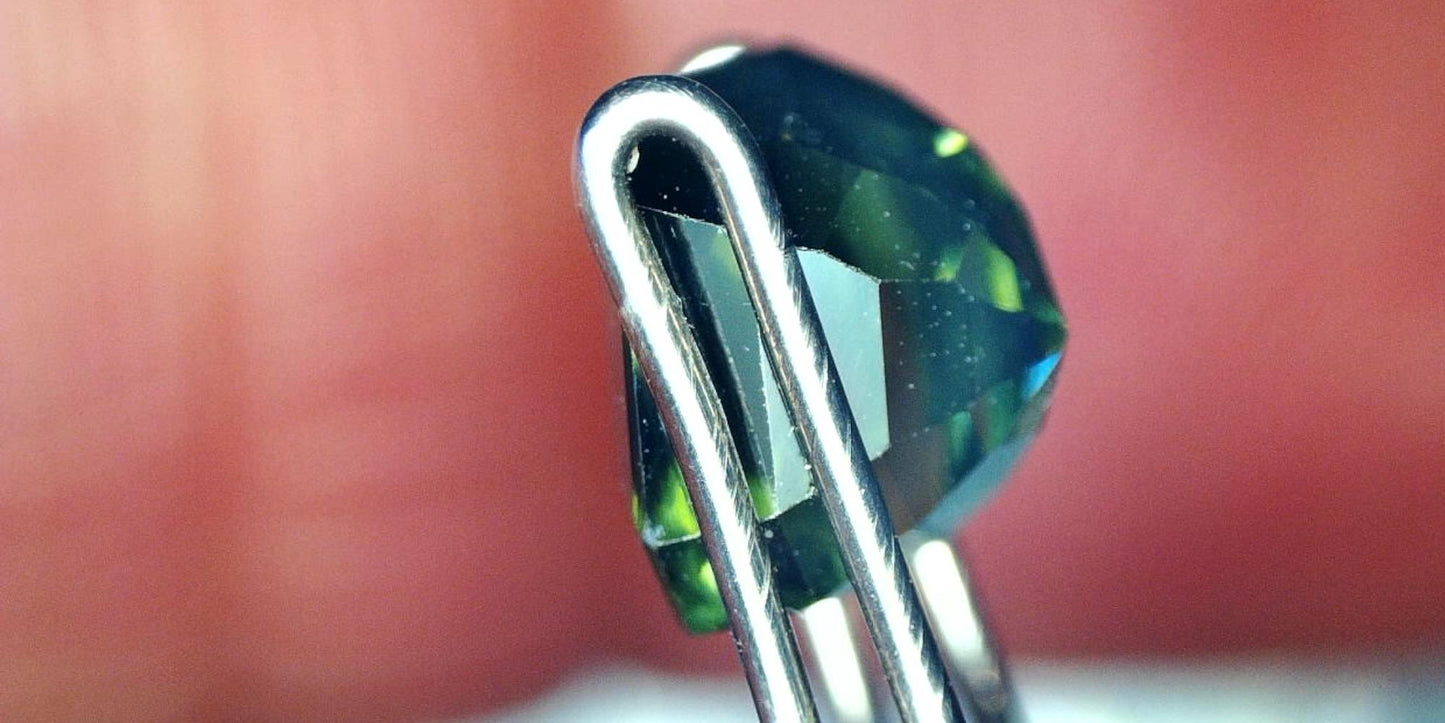 Exquisite GIA-Certified 1.45ct Octagonal Heated Greenish-Blue Natural Sapphire: GIA Report #6207533254