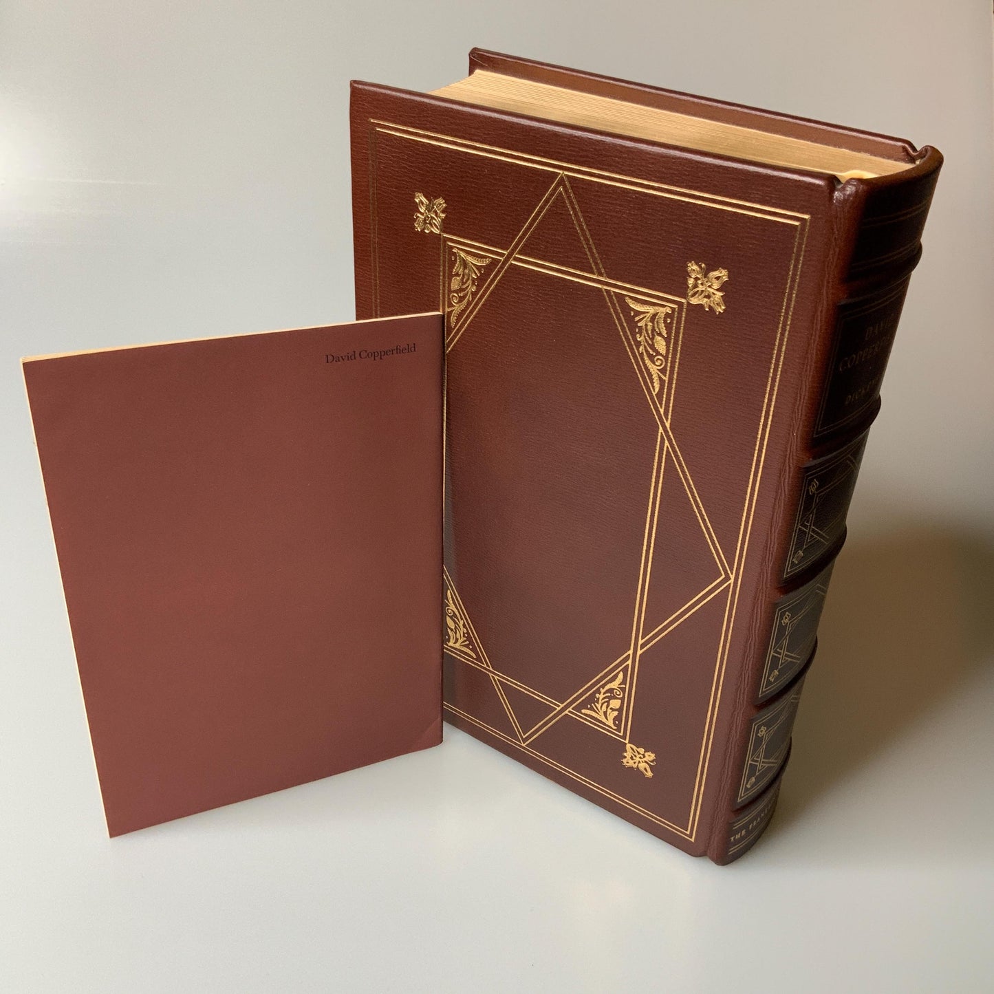 Franklin Mint Library: David Copperfield by Charles Dickens Limited Edition Genuine Leather MINT condition, 100 Greatest Books