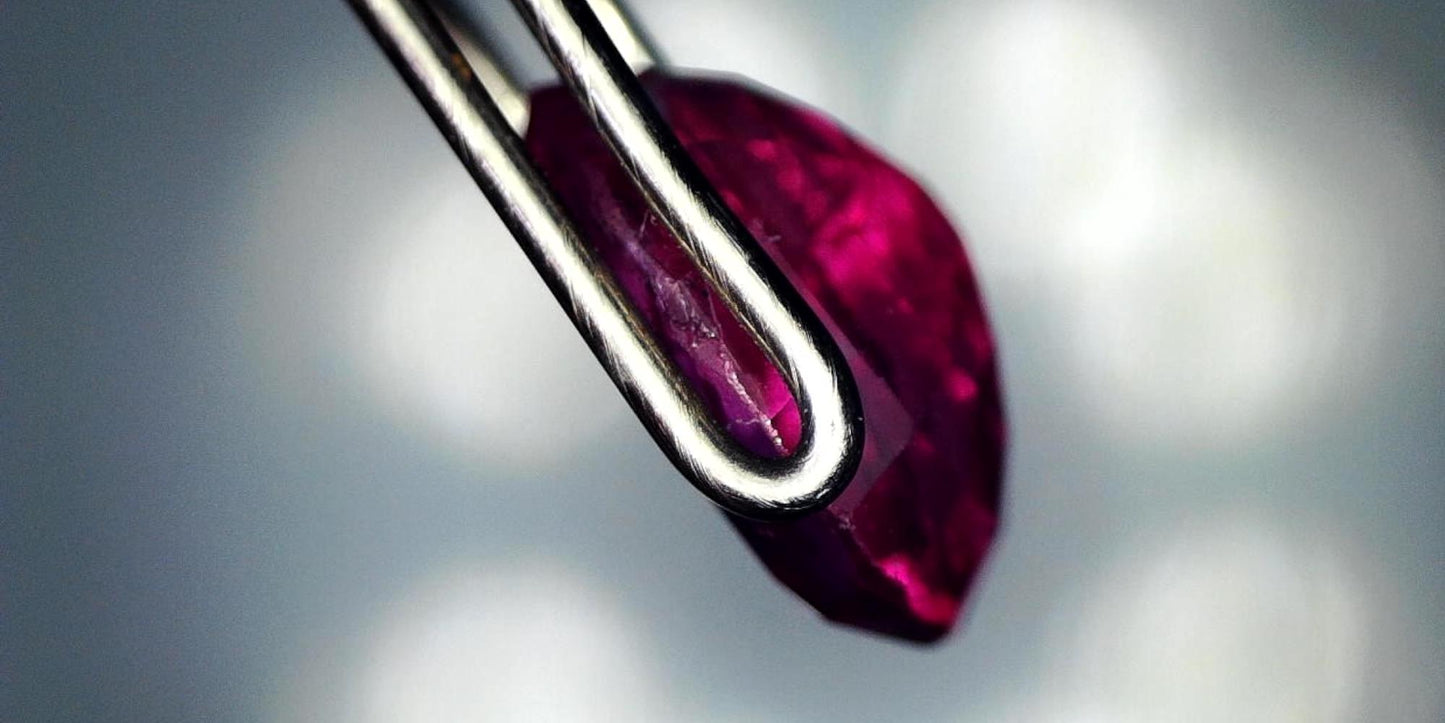 Lovely GIA-Certified 1.08ct Oval Transparent Natural Heated (Minor Residues) Purple-Red Ruby: GIA Report #5202534779