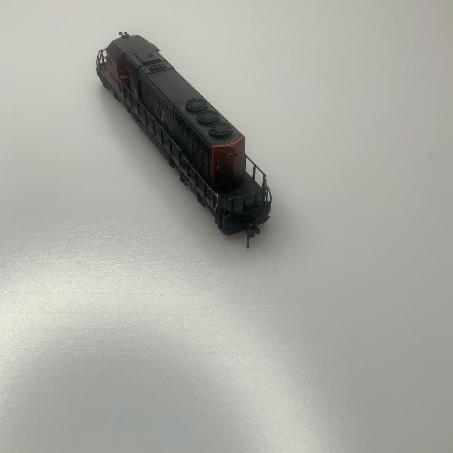 Used N scale Kato Canadian National 176-4702 SD40-2 Early Production CN#5934 Diesel Locomotive DCC fitted