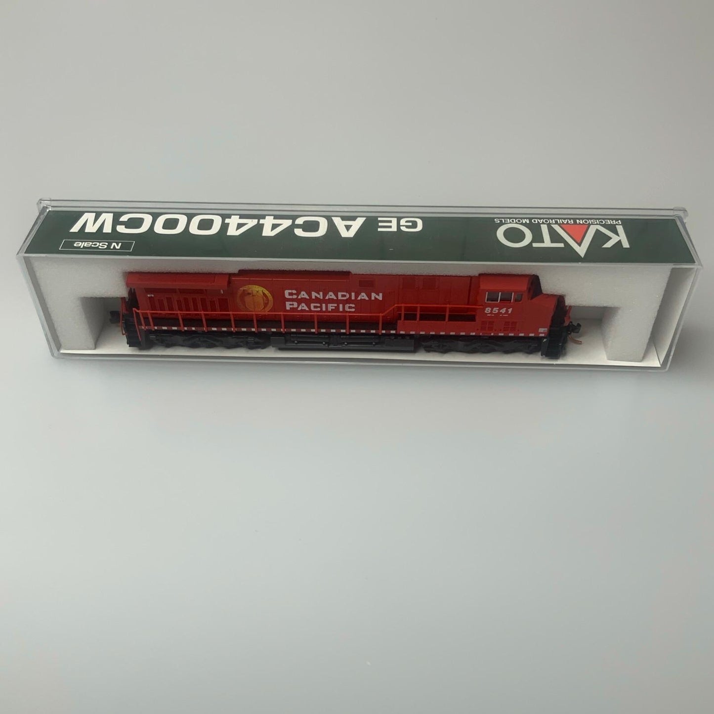 Used N scale Kato 176-7216 AC4400CW Canadian Pacific Golden Beaver #8541 DCC ready, needs decoder