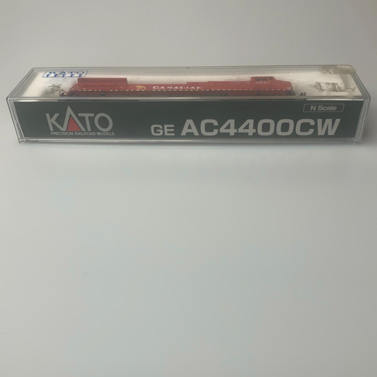 Used N scale Kato 176-7216 AC4400CW Canadian Pacific Golden Beaver #8541 DCC ready, needs decoder